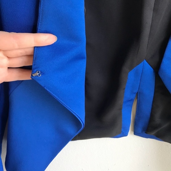 Aryn K structured blue pointed blazer, size S - Picture 5 of 6